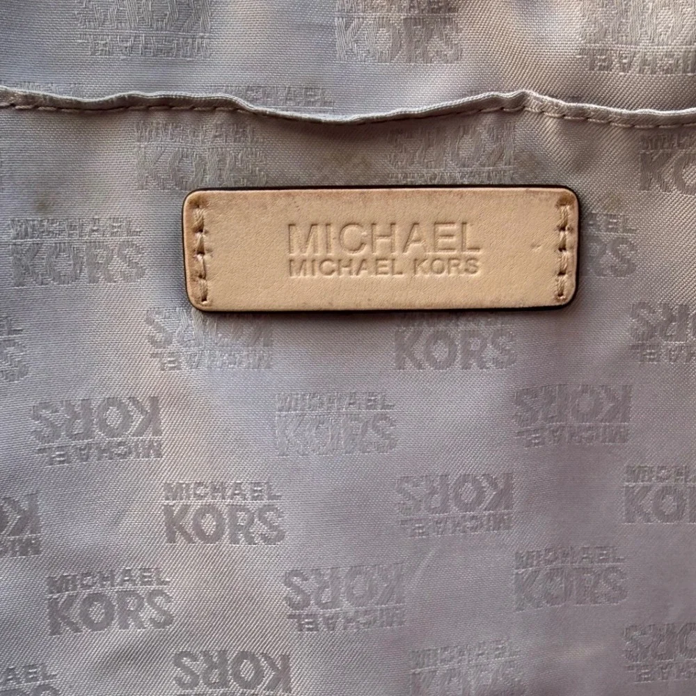 Michael Kors Jet Set Chain Shoulder Tote Bag, Soft Pearl Gray Pebbled Leather